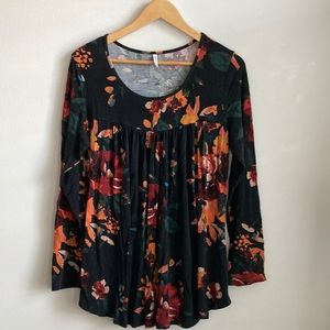 Women's Black Floral Long Sleeve Top